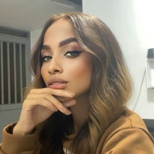 Model - AriannaSantos deepthroat