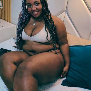 Model - EmmaBrant heels