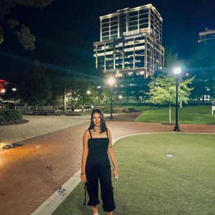 Model - Luna Carter Dominatrix