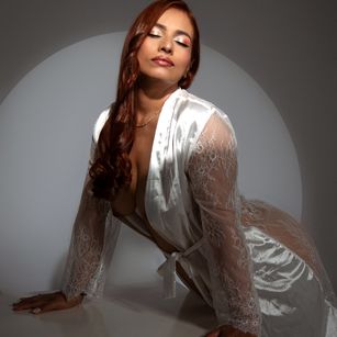 Model - Victoria Ferro bigass