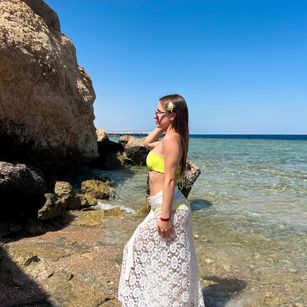 Model - Annneta beaty