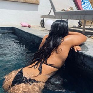 Model - Lovequinn Young