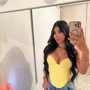 Model - MilaQueen boobs