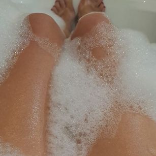 Model - SashCarter MILF