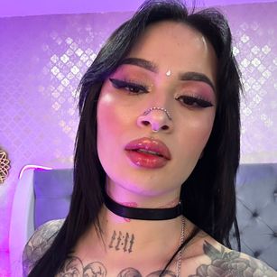 Model - Madisson Paytonh pussy