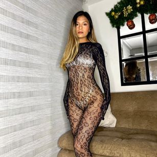 Model - Lorna Peach fantasias