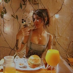 Model - Hanni Masson femdom