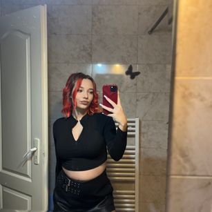 Model - Lana_devil1 pregnant