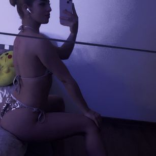 Model - Serena domination