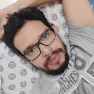 Model - Vampire Louis deepthroat