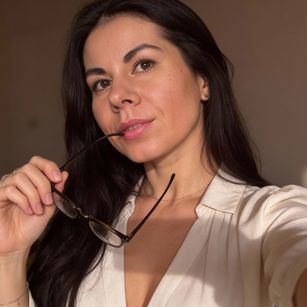 Model - PlanetVenus568 anal