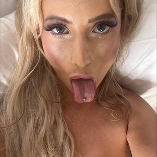 Model - Missy_matrix blowjob