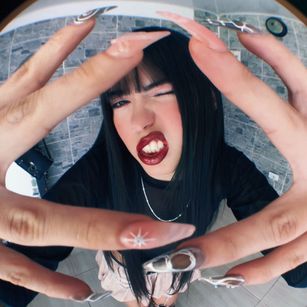 Model - Bad.Dixxxe Smoke