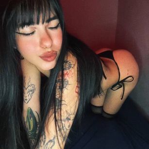 Model - Bad.Dixxxe HardSex