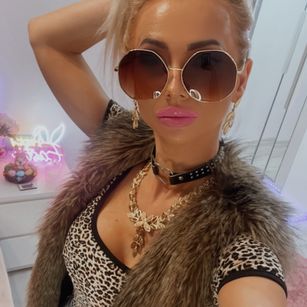 Model - MoniqueBliss anal