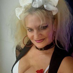 Model - LeilaHot69 kinky