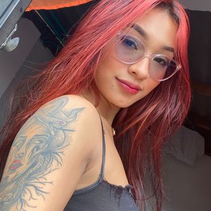 Model - SashaHans humillation