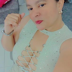 Model - Cathalina anal