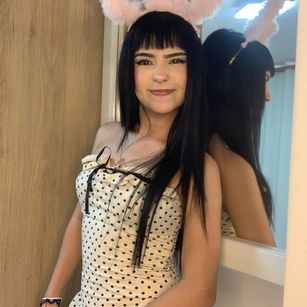 Model - Minjo Dilucas wetpussy