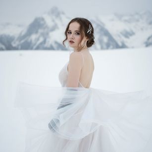 Model - Emeralda bigass