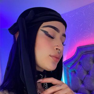 Model - Madisson Paytonh sex