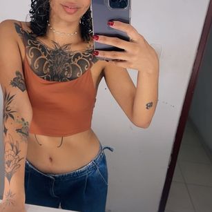 Model - SilvanaOwen FEET