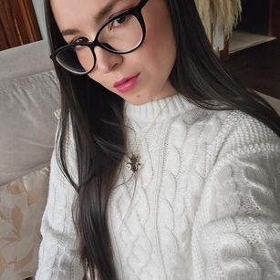 Model - VioletteStarr pantyhose