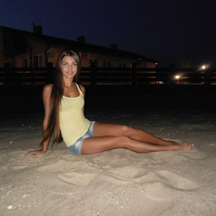 Model - YanaSuperGirl 1