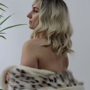 Model - MilenaBrooks smile