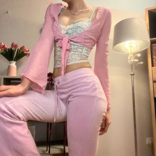 Model - Sarah Blonde