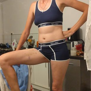 Model - LaurieAmber ass