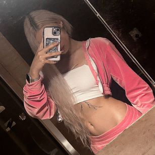 Model - Lina Lirian sexy