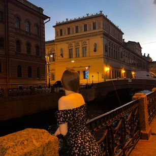 Model - Ellya skinny