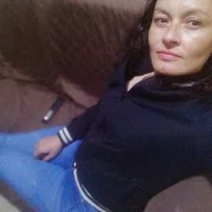 Model - ALEXAN CUMSQUIRT