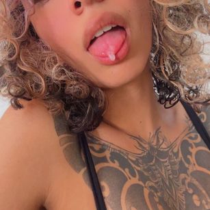 Model - SilvanaOwen BDSM