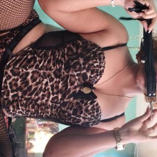 Model - Dominatrix Zafiro Domination