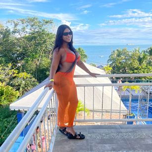 Model - Victoria phillips gay