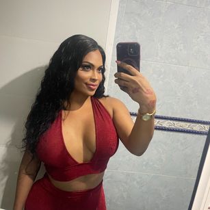 Model - Victoria phillips gay