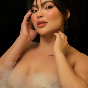 Model - SamanthaSimons dominatrix