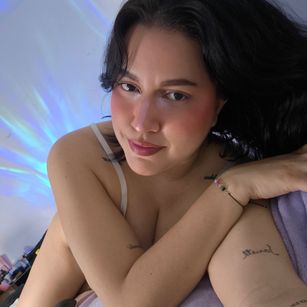 Model - ValMoonlight dirtytalk