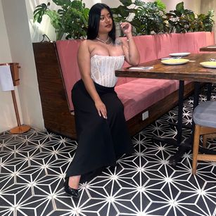 Model - AlexaRiios findom