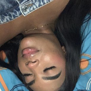 Model - MarianaDaviees sweetie