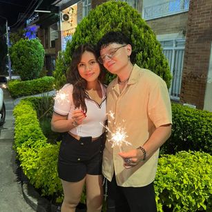 Model - Emily_and_Zac couple