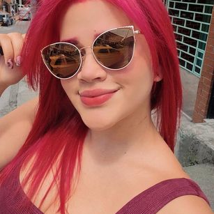 Model - VictoriaCherry blowjob