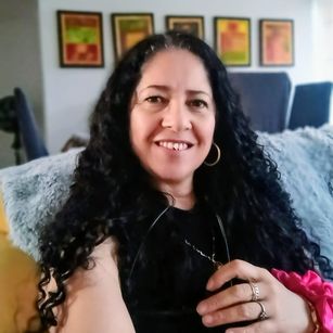 Model - AdeleSmithh mature