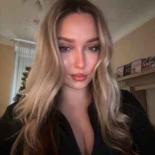 Model - Margaritta sexwoman