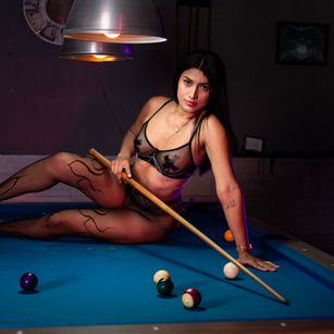 Model - Anna Preston vaginal