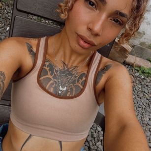 Model - SilvanaOwen FEET