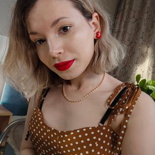 Model - Carrie Bradshaw pantyhose