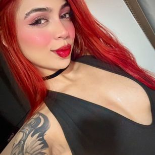 Model - Polygonnia blowjob